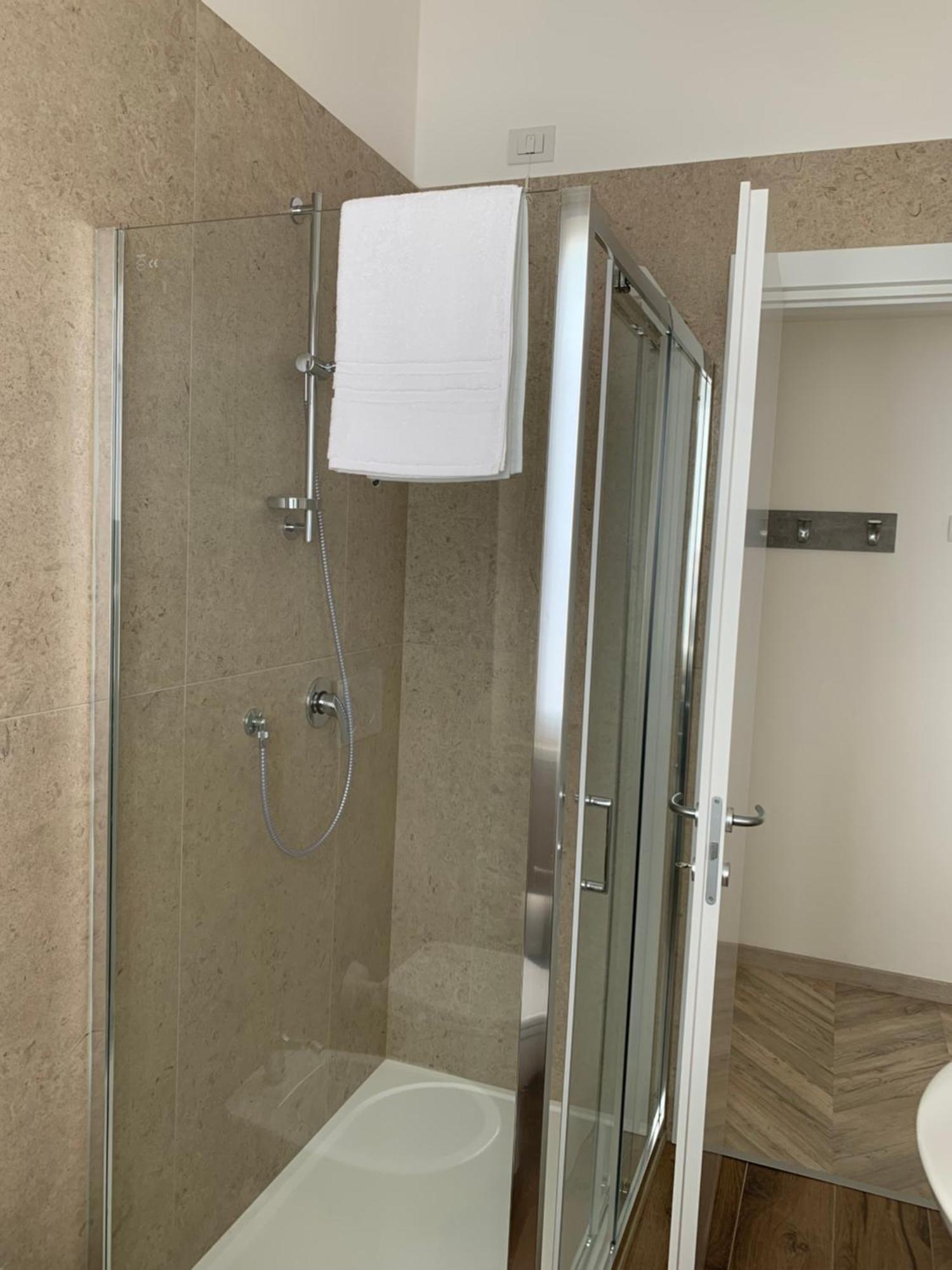 Apartamento Residenza Letizia Olginate Exterior foto